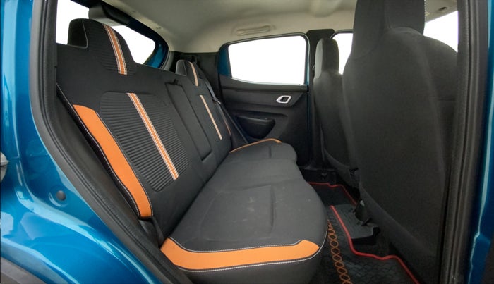 2021 Renault Kwid CLIMBER 1.0 AMT (O), Petrol, Automatic, 13,513 km, Right Side Rear Door Cabin