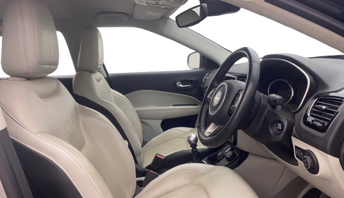 2018 Jeep Compass LIMITED (O) 2.0 DIESEL 4X4, Diesel, Manual, 1,15,207 km, Right Side Front Door Cabin