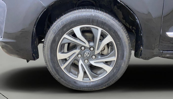 2022 Toyota Innova Crysta 2.7 VX 7 STR, Petrol, Manual, 36,534 km, Left Front Wheel