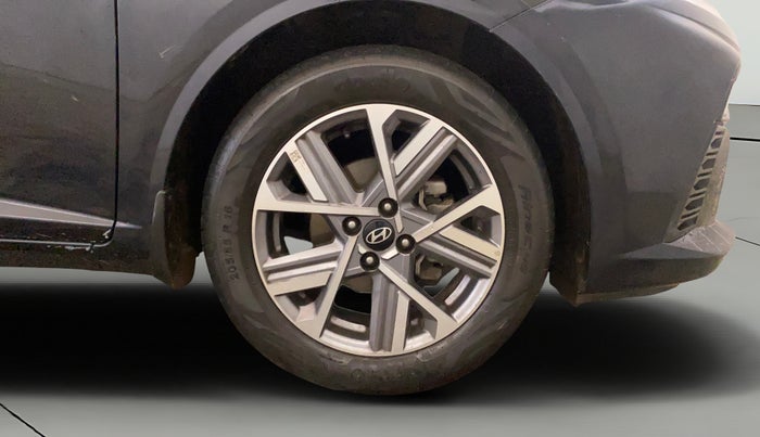 2023 Hyundai Verna SX 1.5 l MPI, Petrol, Manual, 50,633 km, Right Front Wheel