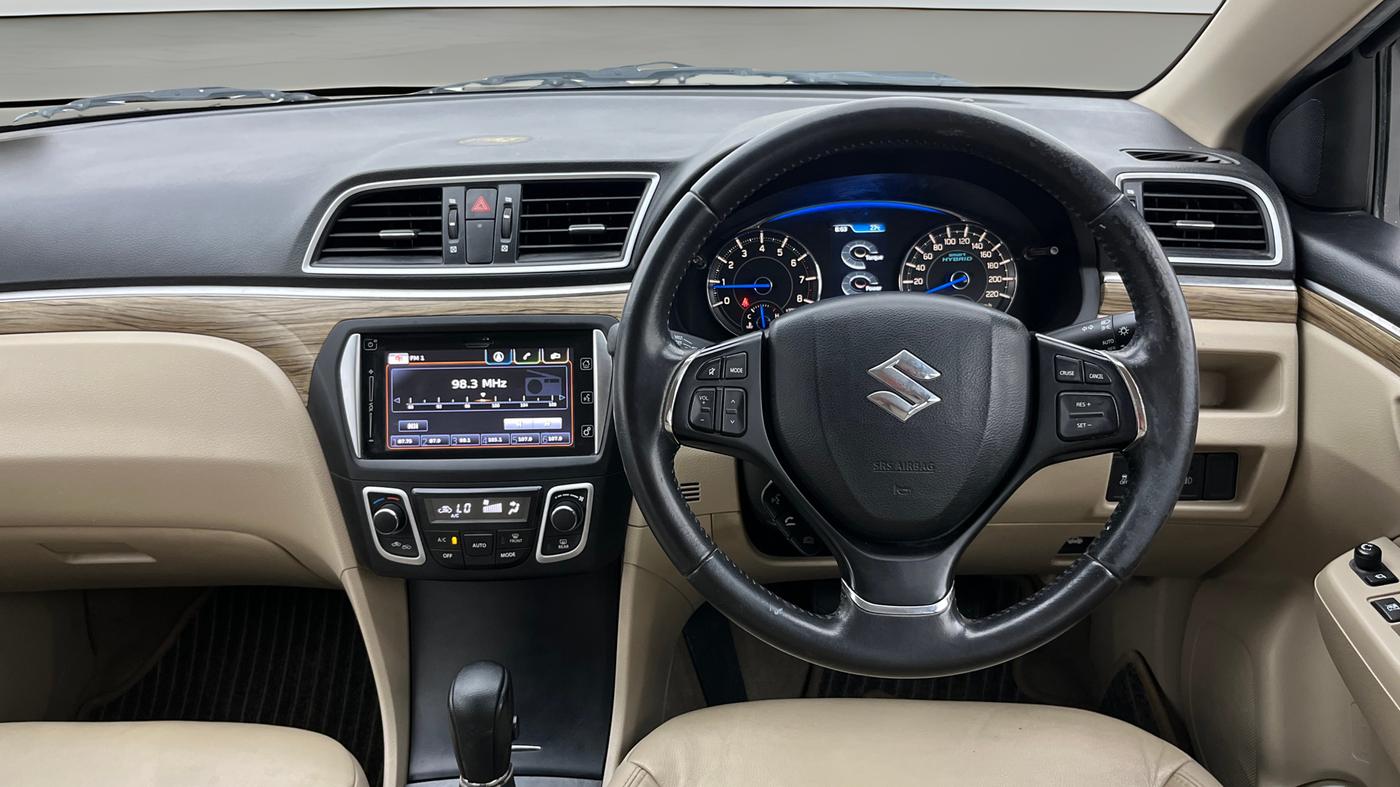 2019 Maruti Ciaz ALPHA  AT 1.5 SHVS PETROL, Petrol, Automatic, 56,065 km, Steering Wheel Close Up
