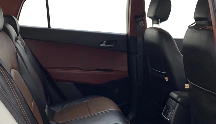 2016 Hyundai Creta SX PLUS  ANNIVERSARY EDITION 1.6 PETROL, Petrol, Manual, 74,626 km, Right Side Rear Door Cabin