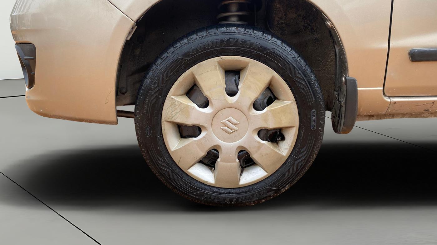 2013 Maruti Alto K10 VXI, Petrol, Manual, 95,705 km, Left Front Wheel