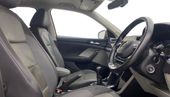 2022 Skoda KUSHAQ STYLE 1.5L TSI MT, Petrol, Manual, 37,396 km, Right Side Front Door Cabin