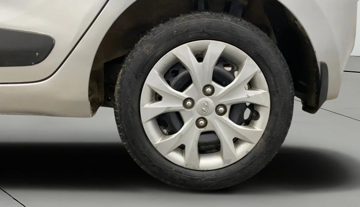 2016 Hyundai Grand i10 SPORTZ 1.2 KAPPA VTVT, Petrol, Manual, 35,902 km, Left Rear Wheel