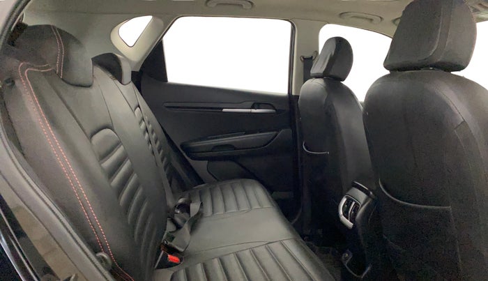 2021 KIA SONET HTK PLUS 1.0 IMT, Petrol, Manual, 73,291 km, Right Side Rear Door Cabin