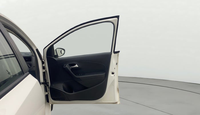 2019 Volkswagen Polo COMFORTLINE 1.0L MPI, Petrol, Manual, 28,203 km, RHS Front Door