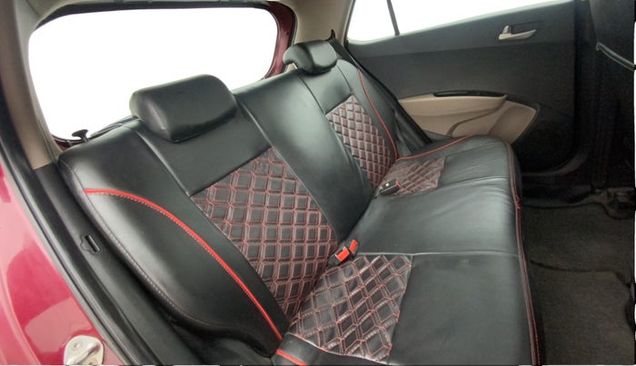 2015 Hyundai Grand i10 ASTA AT 1.2 KAPPA VTVT, Petrol, Automatic, 64,394 km, Right Side Rear Door Cabin