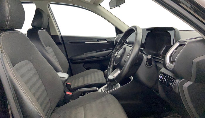 2022 KIA SONET HTK PLUS 1.0 IMT, Petrol, Manual, 57,369 km, Right Side Front Door Cabin
