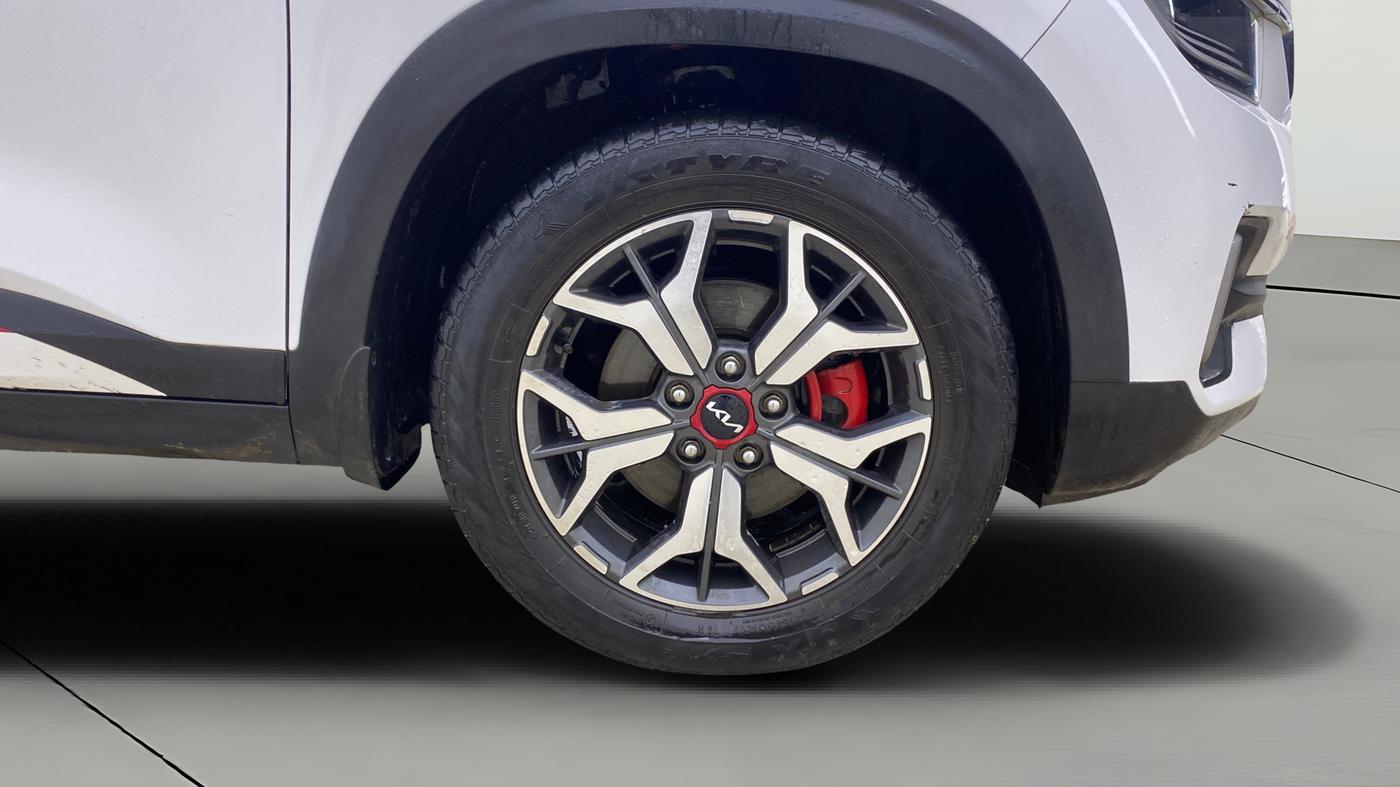 2021 KIA SELTOS GTX PLUS DCT 1.4 PETROL, Petrol, Automatic, 61,325 km, Right Front Wheel