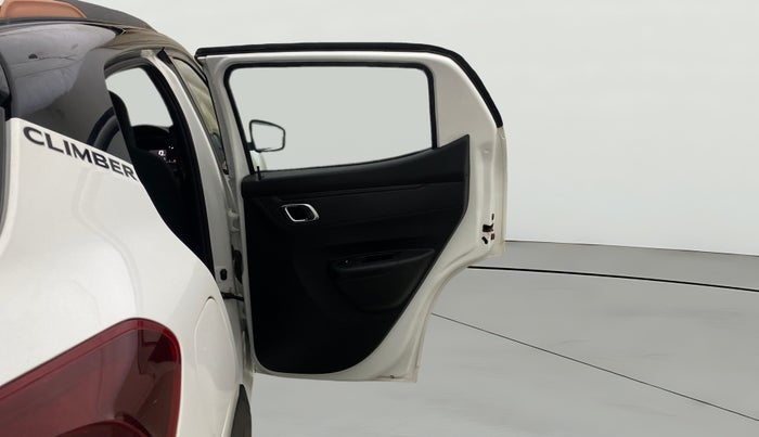 2021 Renault Kwid CLIMBER 1.0 (O), Petrol, Manual, 25,909 km, RHS Rear Door