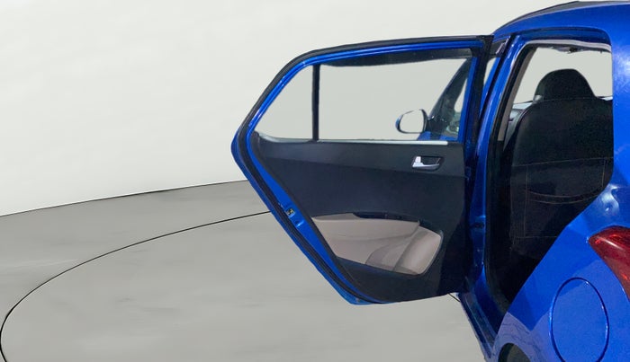 2017 Hyundai Grand i10 SPORTZ (O) 1.2 KAPPA VTVT, Petrol, Manual, 38,898 km, LHS Rear Door