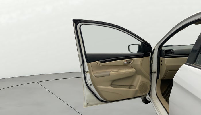 2016 Maruti Ciaz VXI, Petrol, Manual, 71,279 km, LHS Front Door