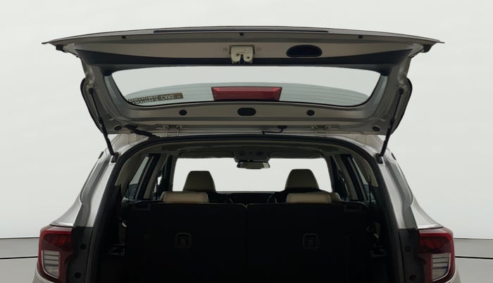 2022 KIA CARENS LUXURY PLUS 1.4 PETROL 6 STR, Petrol, Manual, 80,093 km, Boot Door Open