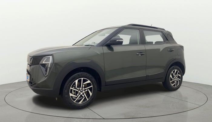2024 Mahindra XUV 3XO AX5 1.2 L TCMPFi, Petrol, Manual, 6,533 km, Left Front Diagonal