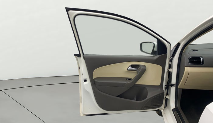 2015 Volkswagen Vento HIGHLINE DIESEL 1.5, Diesel, Manual, 78,677 km, LHS Front Door