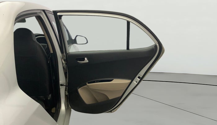 2014 Hyundai Xcent S (O) 1.2, Petrol, Manual, 94,087 km, RHS Rear Door