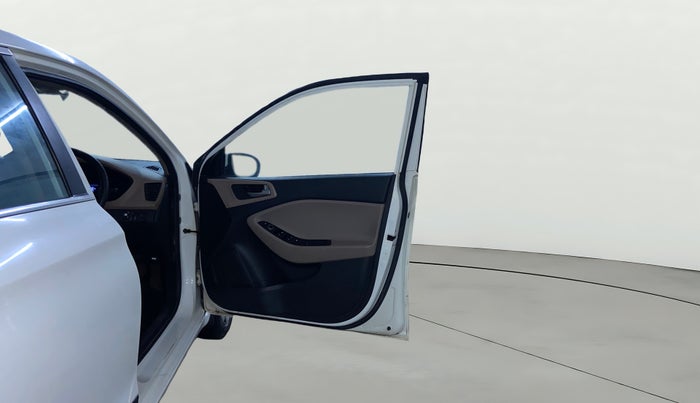 2019 Hyundai Elite i20 ASTA 1.2 (O), CNG, Manual, 79,137 km, RHS Front Door