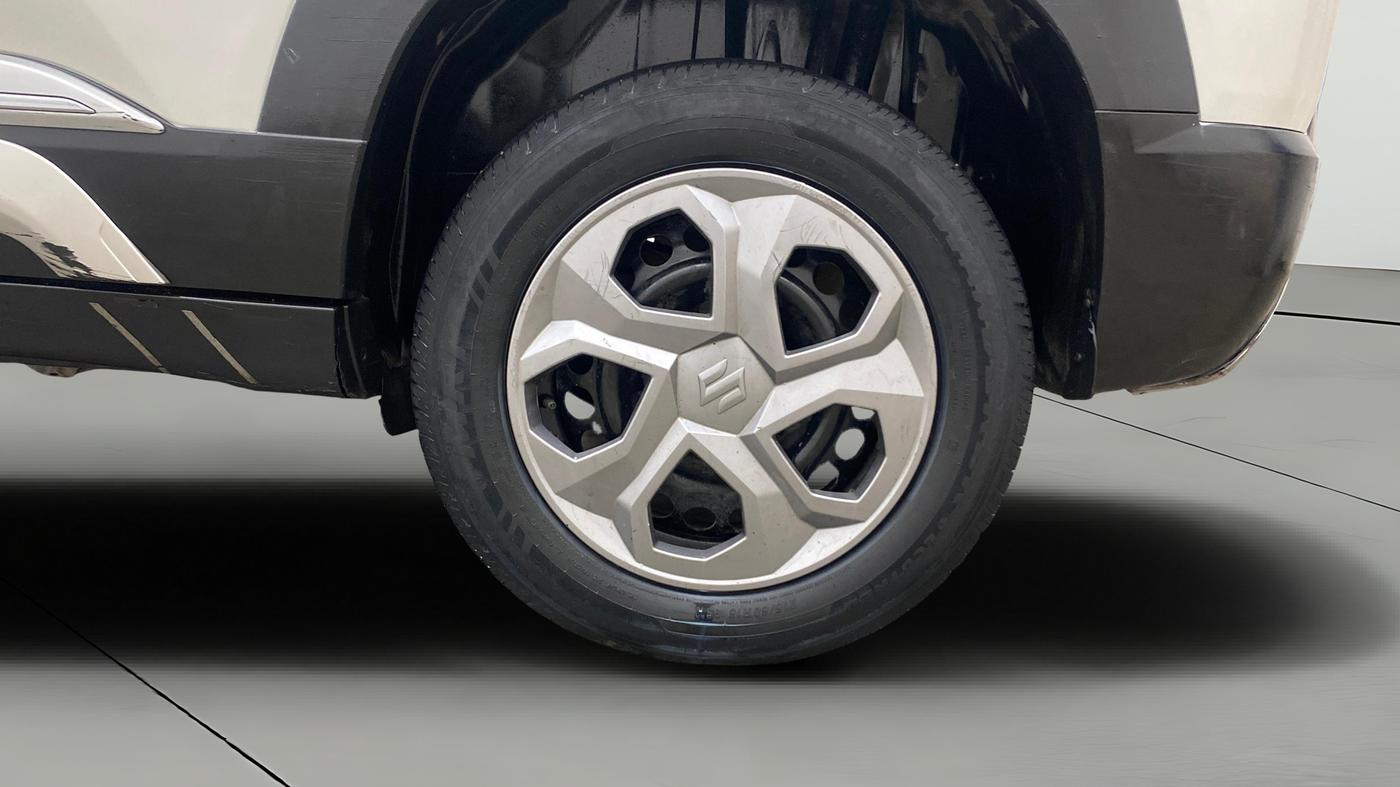 2023 Maruti BREZZA VXI SMART HYBRID, Petrol, Manual, 73,166 km, Left Rear Wheel
