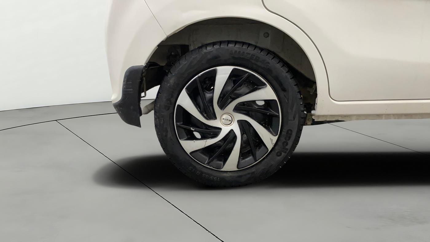 2017 Maruti Alto K10 VXI, CNG, Manual, 1,11,649 km, Right Rear Wheel