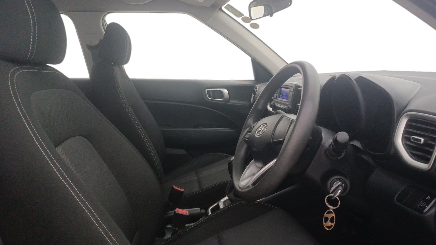 2021 Hyundai VENUE S 1.2, Petrol, Manual, 50,490 km, Right Side Front Door Cabin