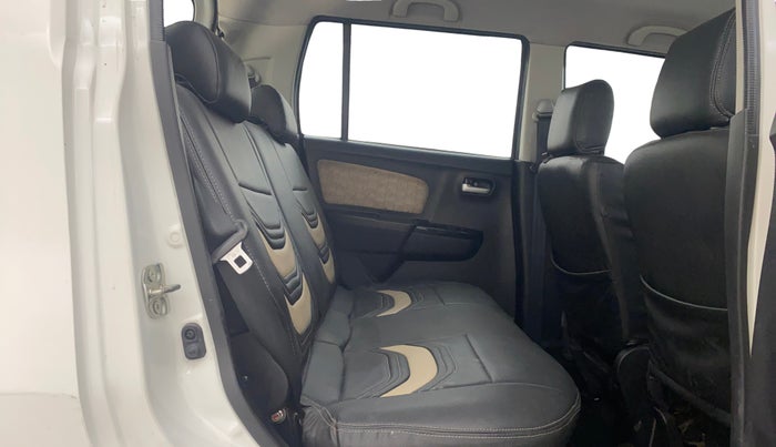 2018 Maruti Wagon R 1.0 VXI, Petrol, Manual, 30,643 km, Right Side Rear Door Cabin