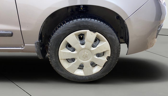 2014 Maruti Alto K10 VXI, CNG, Manual, 59,340 km, Right Front Wheel
