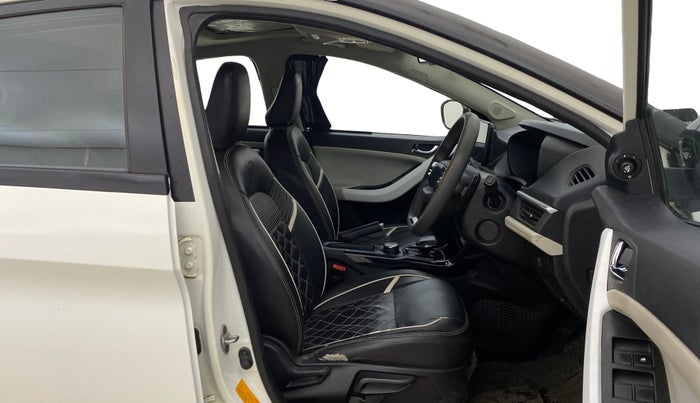 2024 Tata NEXON CREATIVE+ SUNROOF AMT 1.2 PETROL, CNG, Automatic, 36,991 km, Right Side Front Door Cabin