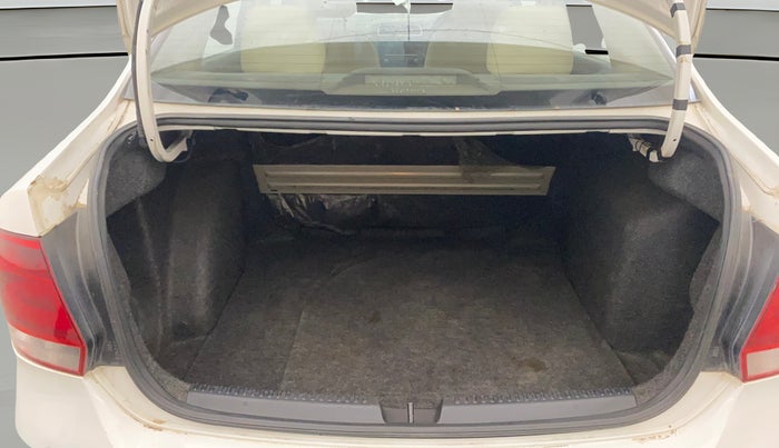 2012 Volkswagen Vento HIGHLINE PETROL AT, Petrol, Automatic, 1,12,420 km, Boot Open Zoomed View