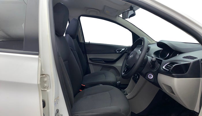 2018 Tata Tiago XZ PETROL, Petrol, Manual, 70,316 km, Right Side Front Door Cabin