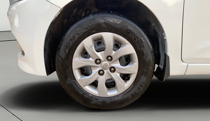 2017 Hyundai Elite i20 SPORTZ 1.2, Petrol, Manual, 76,964 km, Left Front Wheel