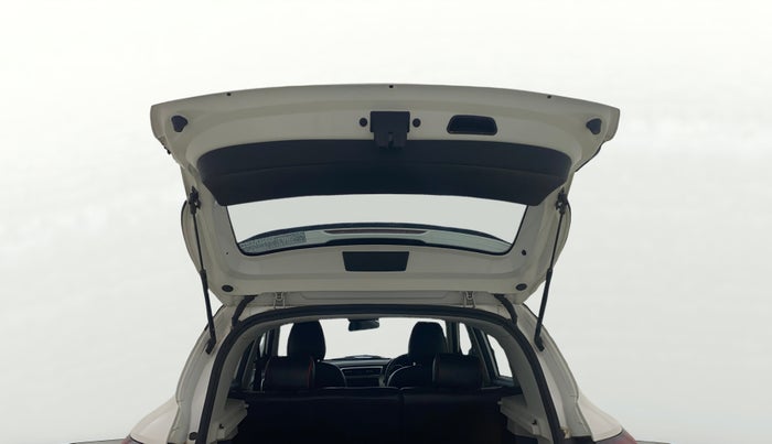 2023 MG ASTOR STYLE 1.5 MT, Petrol, Manual, 22,418 km, Boot Door Open