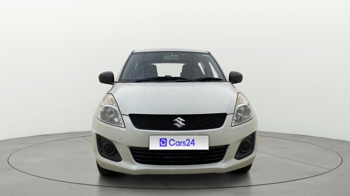2017 Maruti Swift LXI (O), Petrol, Manual, 40,597 km, Front