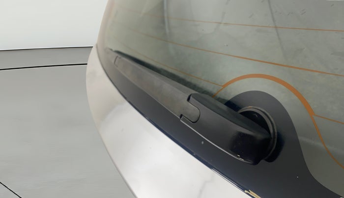 2016 Maruti Baleno ZETA PETROL 1.2, Petrol, Manual, 71,765 km, Rear Wiper