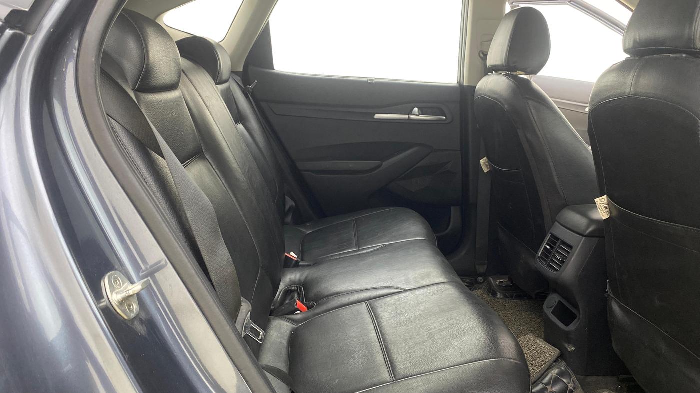 2019 KIA SELTOS HTK PLUS 1.5, Petrol, Manual, 66,702 km, Right Side Rear Door Cabin