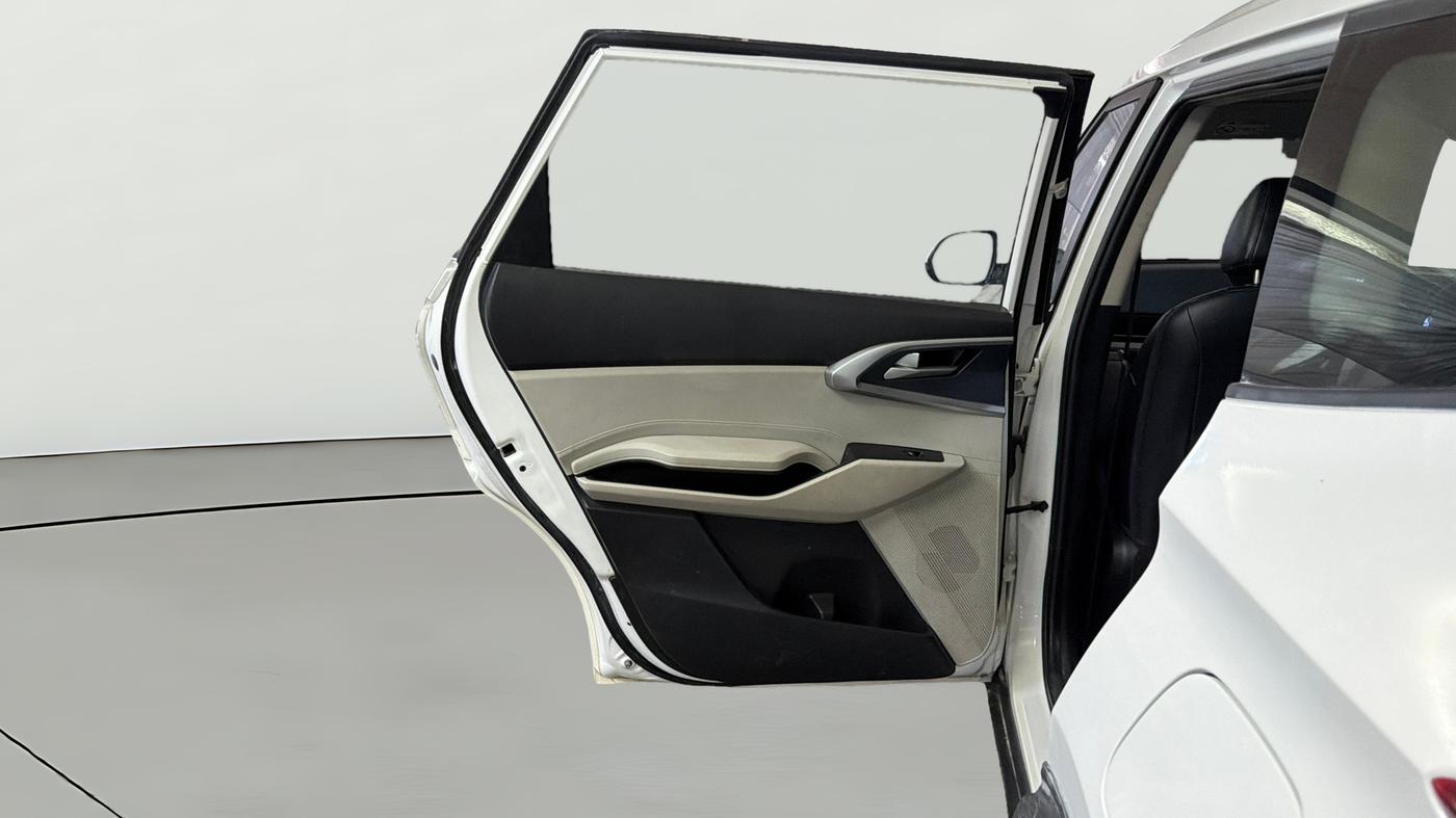 2023 KIA CARENS PREMIUM 1.5 PETROL 7 STR, Petrol, Manual, 91,193 km, LHS Rear Door