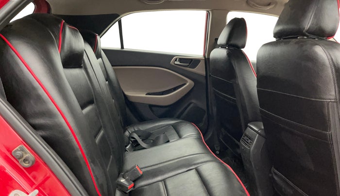 2016 Hyundai Elite i20 SPORTZ 1.2, Petrol, Manual, 90,960 km, Right Side Rear Door Cabin