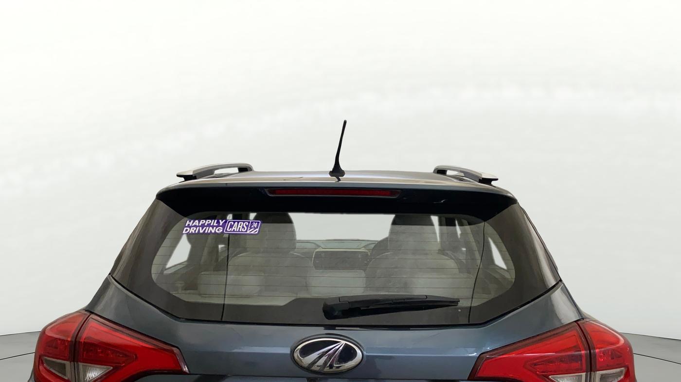 2019 Mahindra XUV300 W8 (O) 1.5 DIESEL AMT, Diesel, Automatic, 81,169 km, Rear Windshield