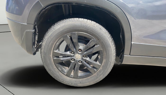 2019 Maruti Vitara Brezza ZDI PLUS AMT, Diesel, Automatic, 1,38,529 km, Right Rear Wheel