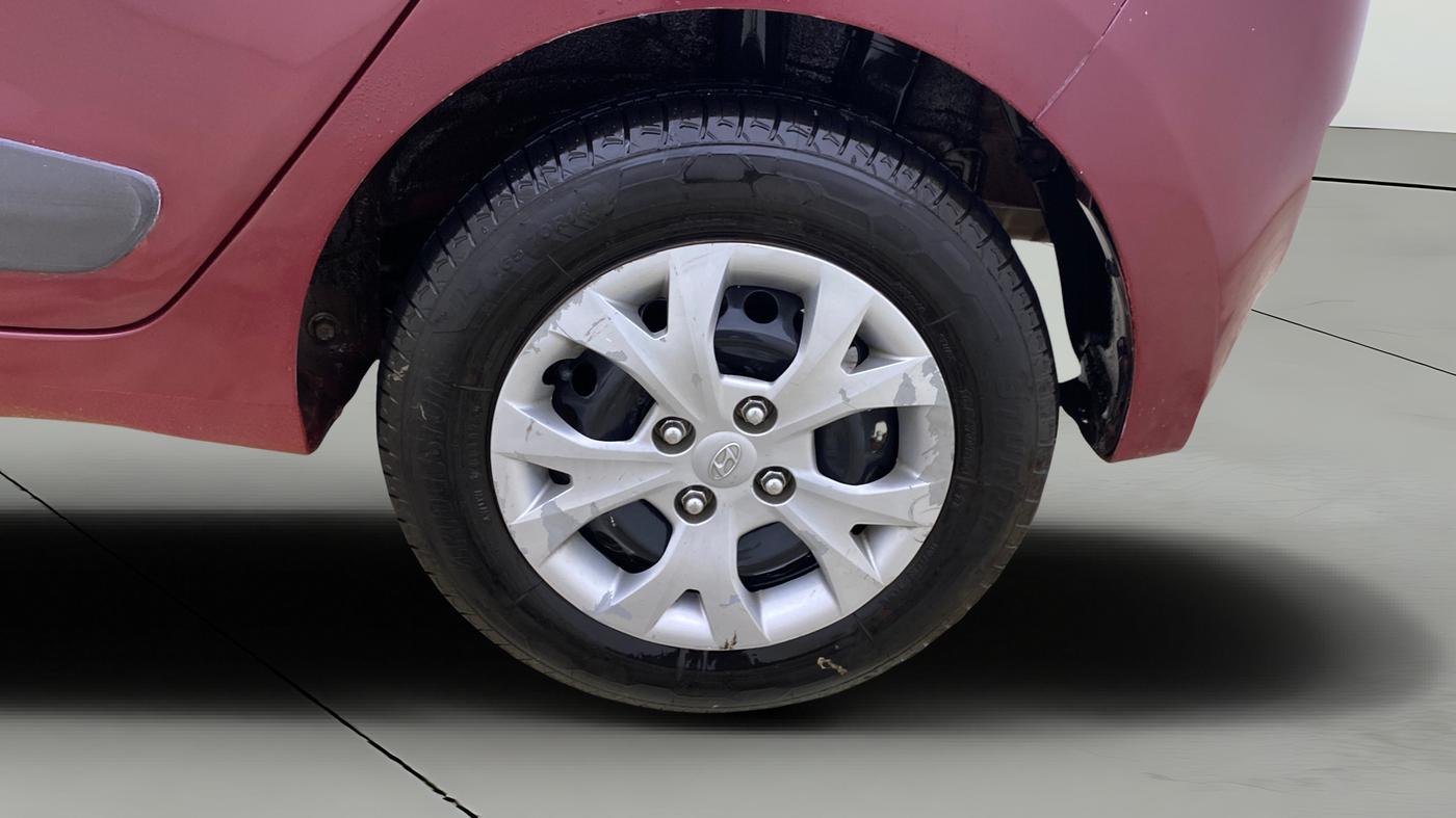 2016 Hyundai Grand i10 MAGNA 1.2 KAPPA VTVT, Petrol, Manual, 75,812 km, Left Rear Wheel