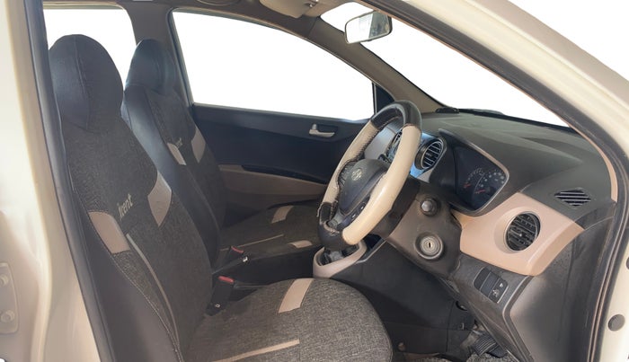 2015 Hyundai Xcent S 1.2, Petrol, Manual, 1,10,521 km, Right Side Front Door Cabin