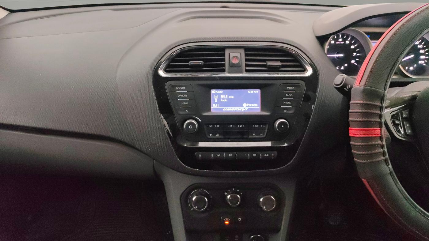 2017 Tata TIGOR XZ PETROL, Petrol, Manual, 47,979 km, Air Conditioner