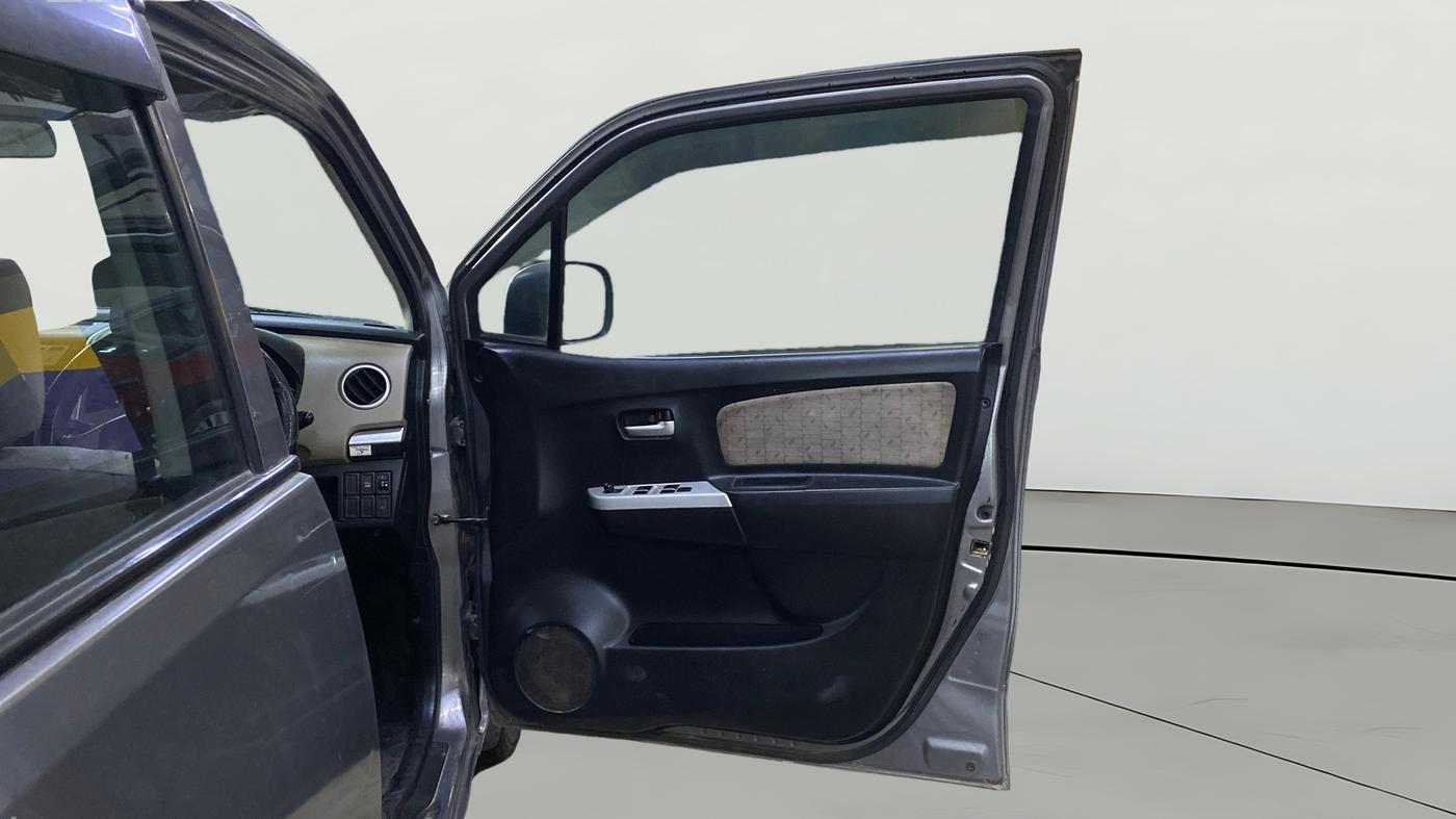2016 Maruti Wagon R 1.0 VXI, Petrol, Manual, 87,083 km, RHS Front Door