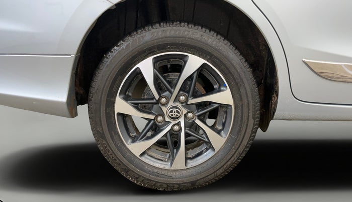 2023 Toyota RUMION V AT , Petrol, Automatic, 7,062 km, Right Rear Wheel