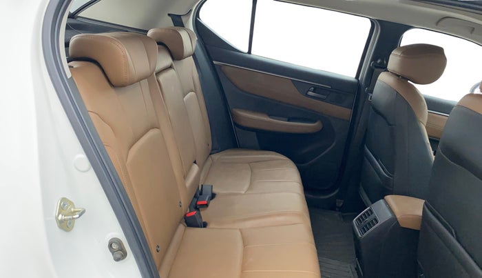 2023 Honda ELEVATE ZX CVT, Petrol, Automatic, 11,488 km, Right Side Rear Door Cabin