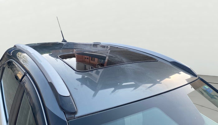 2022 Tata NEXON XMA SUNROOF PETROL, Petrol, Automatic, 90,073 km, Roof
