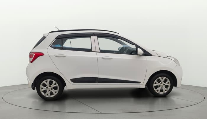 2016 Hyundai Grand i10 SPORTZ 1.2 KAPPA VTVT, Petrol, Manual, 36,454 km, Right Side View