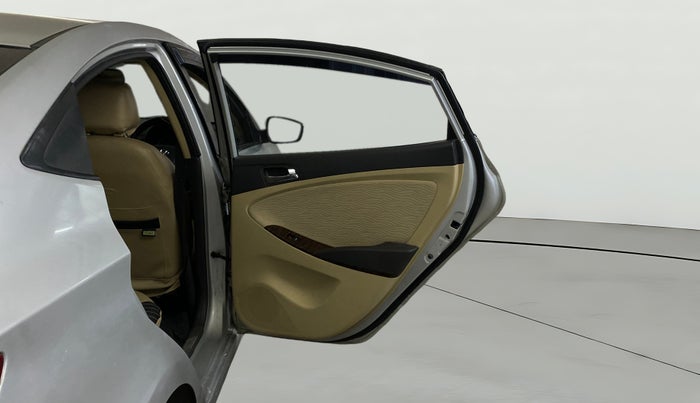 2014 Hyundai Verna FLUIDIC 1.4 VTVT CX, Petrol, Manual, 63,867 km, RHS Rear Door