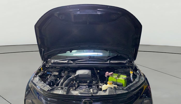 2024 Tata NEXON Fearless Plus S 1.2 Revotron 7DCA Dark Edition, Petrol, Automatic, 7,773 km, Open Bonet