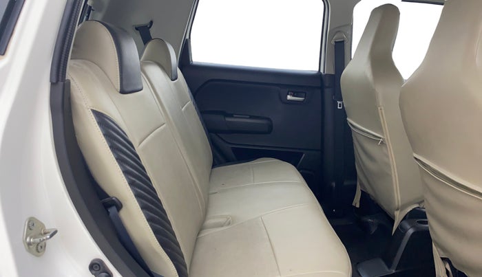 2019 Maruti New Wagon-R VXI 1.2, Petrol, Manual, 81,539 km, Right Side Rear Door Cabin